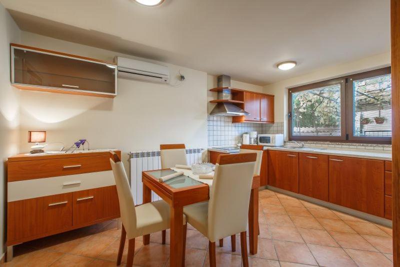 Apartmani Gilda Vrsar Kültér fotó